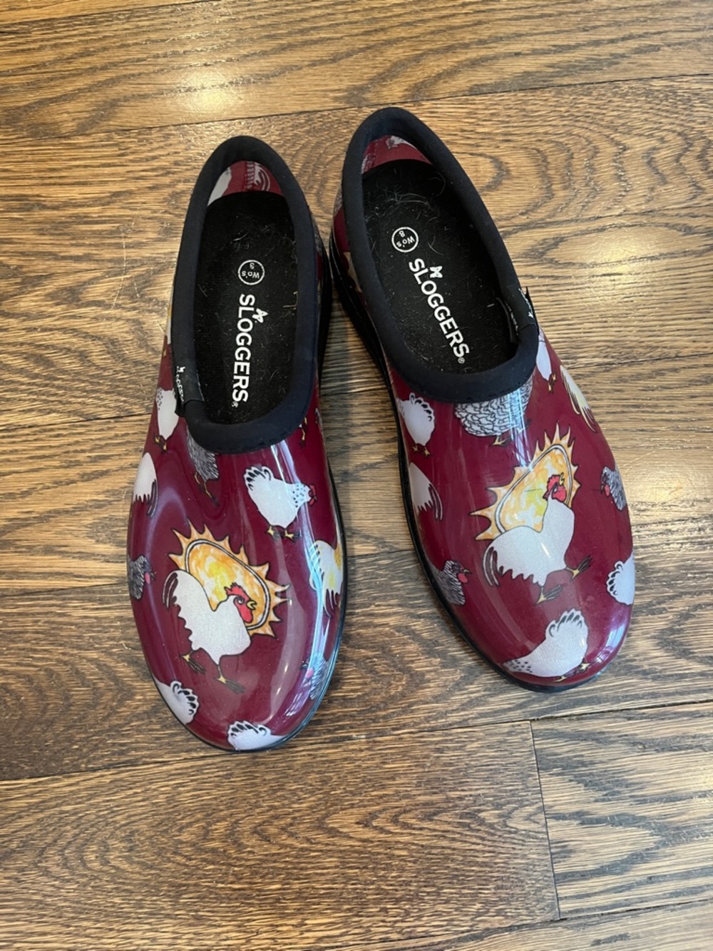 Sloggers 8 Burgundy Chicken-Print Waterproof Garden Shoes